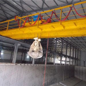 ȫ�Ԅ�(d��ng)����ץ�����ؙC(j��)  Automatic Garbage Grab Crane